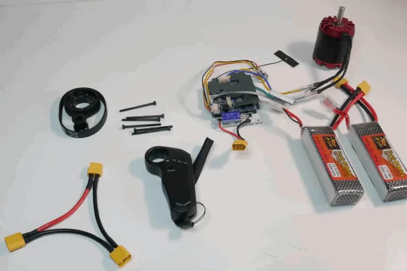 Jak zbudować deskę elektryczną: kompletny poradnik DIY