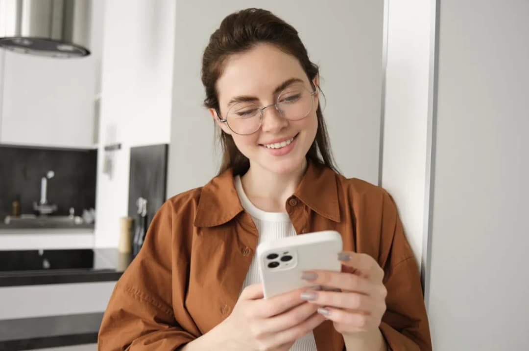 Jak karty przedpłacone chronią Cię przed nadmiernymi opłatami za subskrypcje w App Store