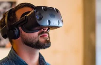 Nowoczesne technologie na platformach online: VR, AI i blockchain w 2025 r.